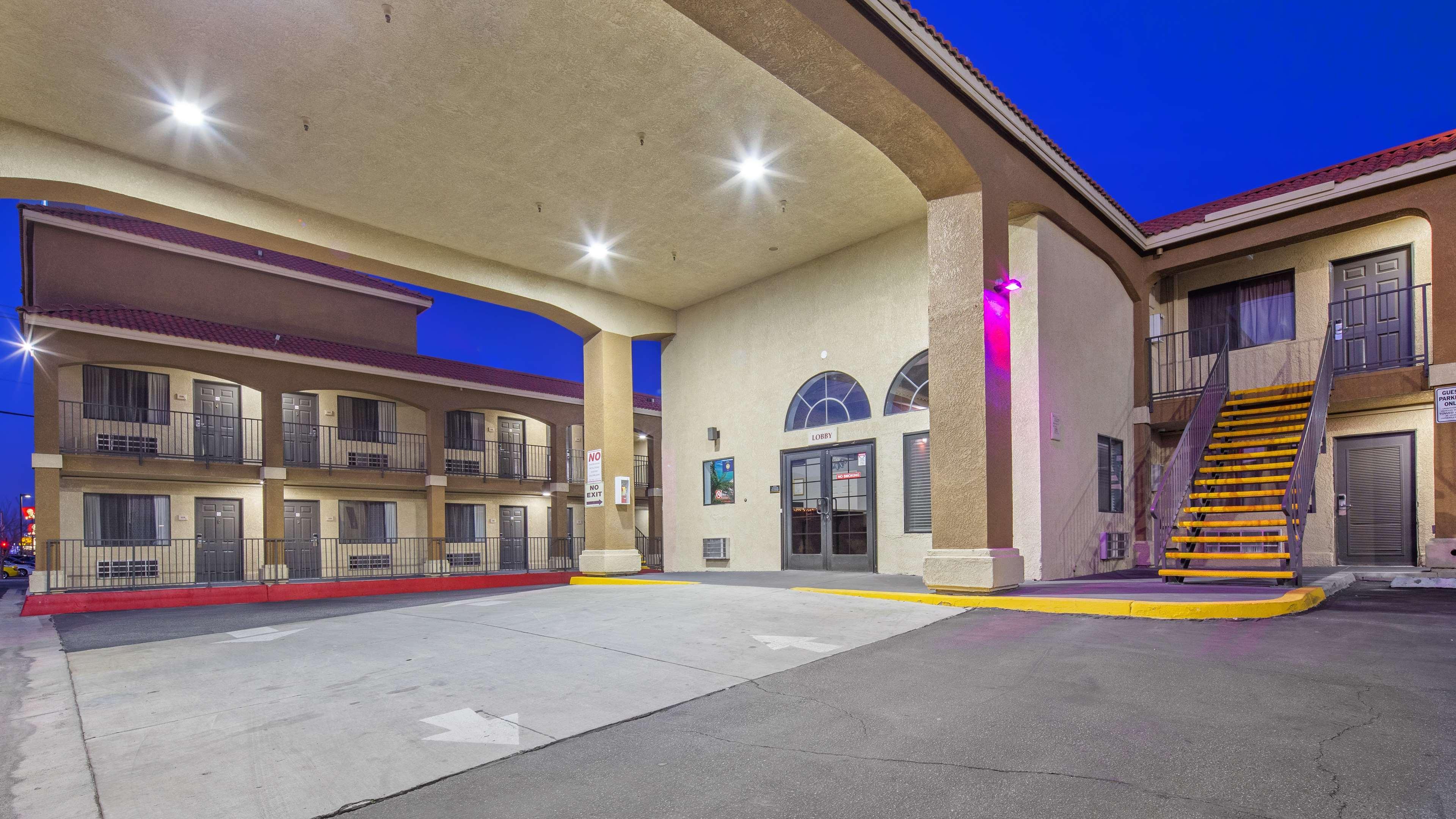 Surestay Plus Hotel By Best Western Hesperia Exterior photo